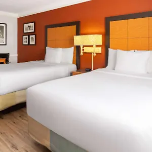 3* Hotel La Quinta By Wyndham Pittsburgh Airport