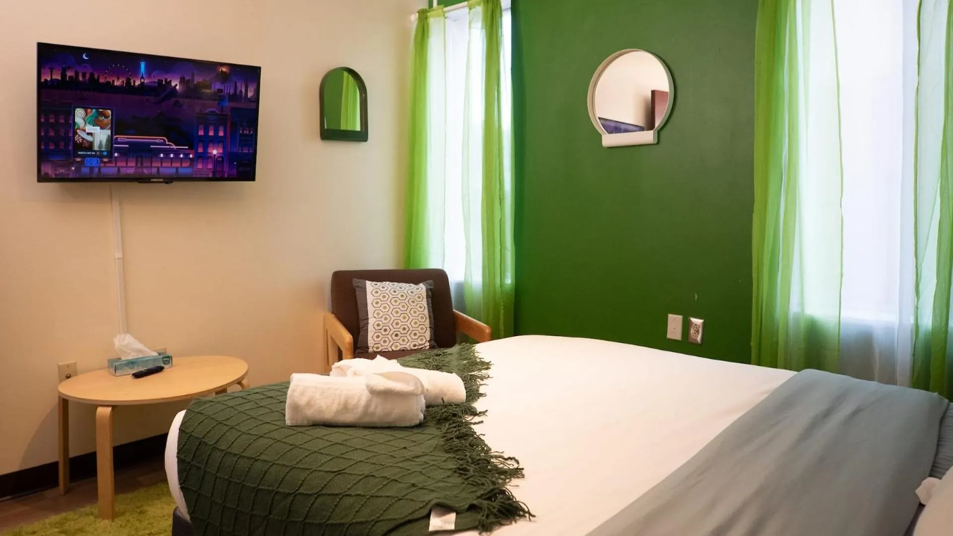 Stay Pittsburgh Hostel